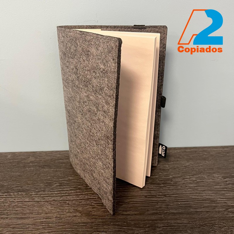 LIBRETA FIELTRO