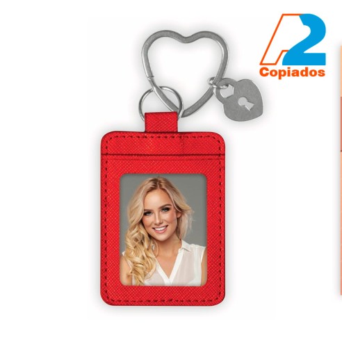 Llavero rojo personalizable con foto y aro corazón